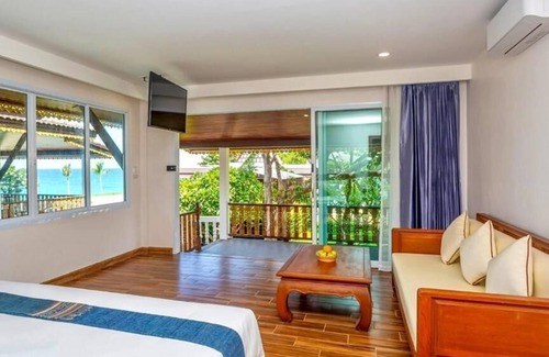 Maret Hotel | Aura Samui Best Beach Hotel