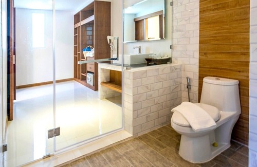 Maret Hotel | Aura Samui Best Beach Hotel