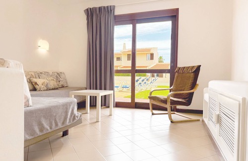 Correeira Hotel | Aura Village City Beach Apartments