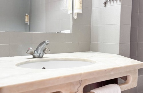 Correeira Hotel | Aura Village City Beach Apartments