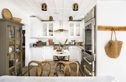 Palm Springs House | Auric House by Korakia Pool, Spa, Chic Design Access to Hotel Amenities