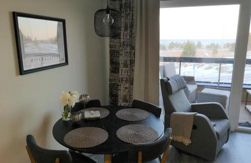Kalajoki Ski Chalet | Aurinkoranta B4 merinäköalalla