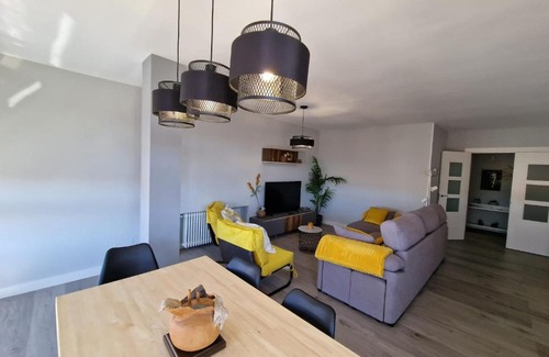 Avila House | Aurora
