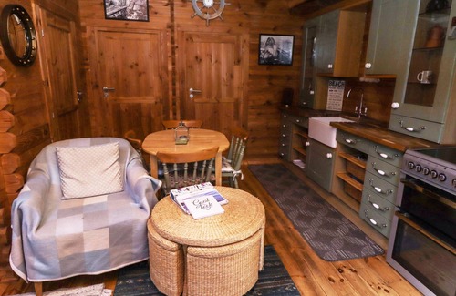 Cresswell Cottage | Aurora Skies