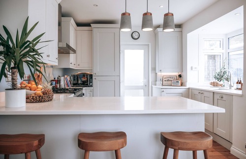 Southbourne Apartment | Aurora- Three bedroom home in Southbourne with garden and parking