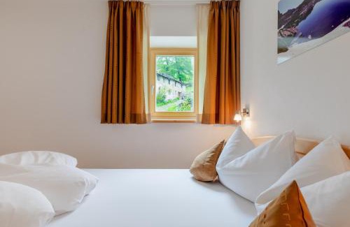 Malles Venosta Apartment | Ausserglieshof Wohnung Weißkugel