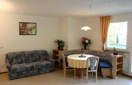 Laas Apartment | Ausserloretzhof Ferienwohnung "Fernerblick"