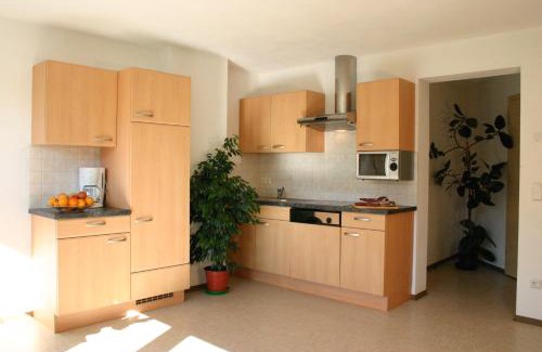 Laas Apartment | Ausserloretzhof Ferienwohnung "Fernerblick"