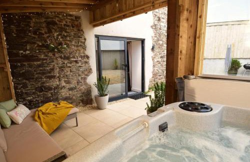 Barnstaple House | Austen Cottage - Swanmoor Grange