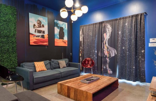 East Cesar Chavez House | Austin 5BR Icon Mansion 6min to RaineySt