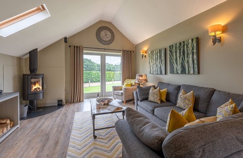 Richmond Cottage | Austin - a cottage that sleeps 4 guests in 2 bedrooms