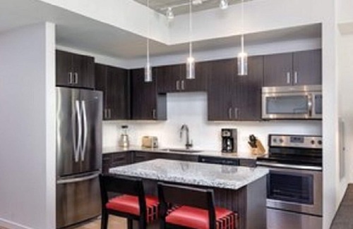 Civic District Resort | Austin, at your service!