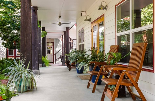 Clarksville House | Austins only downtown bed and breakfast in the heart of the Historic Clarksville