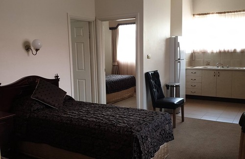 Dubbo Hotel | Australian Heritage Motor Inn