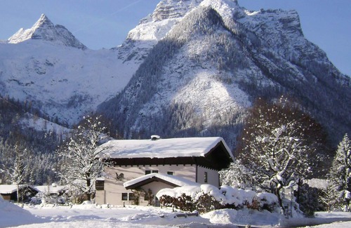 Lofer House | Austrian Chalet In Winter Ski And Summer White Water Town, Central Location