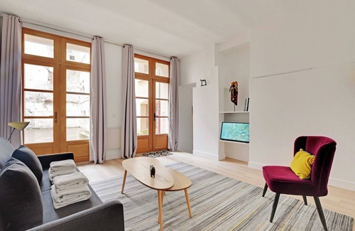 Quartier de la Monnaie Apartment | Authentic Apartment - 2br/4p - Monnaie