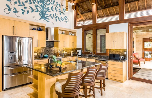 Savegre House | Authentic Balinese architecture eco-reserve - private infinity pool & ocean view