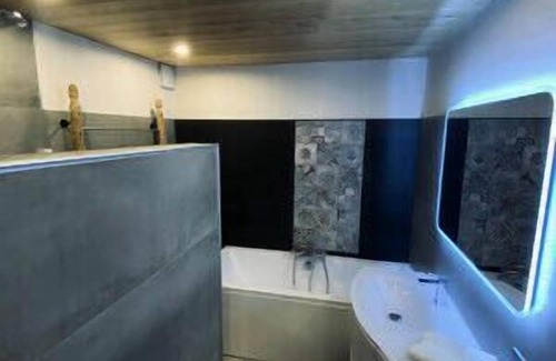 Bessans Villa | Authentic barn in the heart of a charming Savoyard village - 4 rooms 6 people