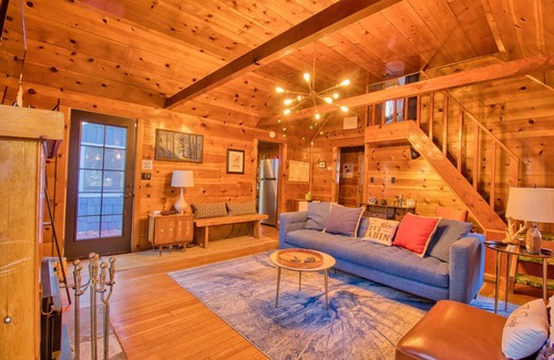 Wrightwood Cabin | Authentic Cabin Experience with modern amenities minutes from Mtn High in SoCal!