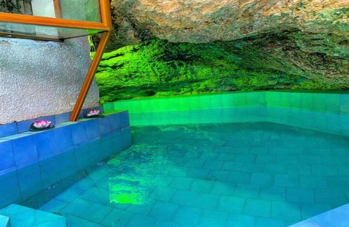 Nazareth Villa | Authentic cave pool villa
