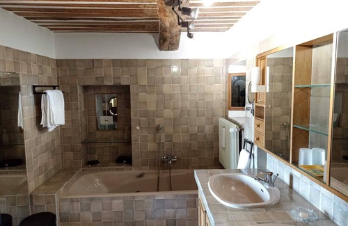 Cabris Other | Authentic Mas in the middle of a magnificent property. Impressive view.