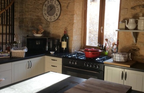 Sergeac House | Authentic Périgourdine, spacious and charming, with flower-filled garden