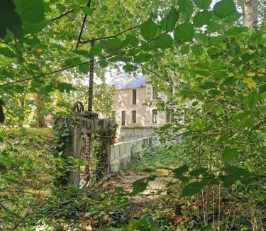 La Vernelle House | Authentique moulin à eau du ⅫⅠe siècle