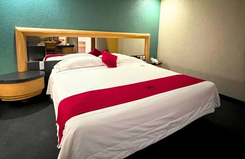Tlalnepantla de Baz Hotel | Autoparador del Valle