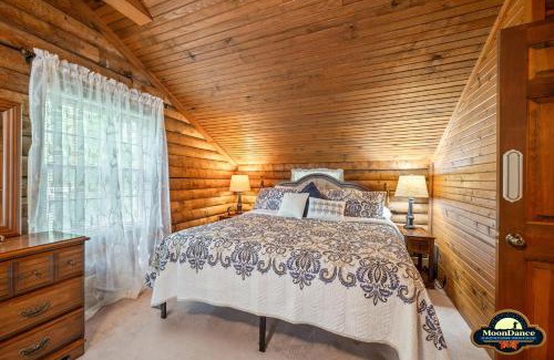 Nashville House | Autumn Breeze Cabin