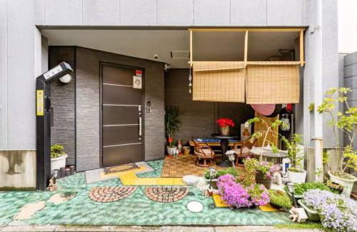 Minami Apartment | Autumn Leaves Villa 301
