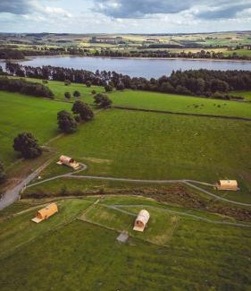 Hallington Ski Chalet | Autumn Special Offer - Secluded Luxury Cabins with stream, stargazing, walks and nature - Fell Farm Hideaway