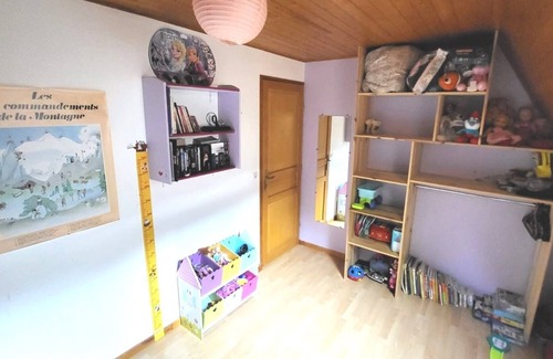 Vic-sur-Cere House | Auvergne house