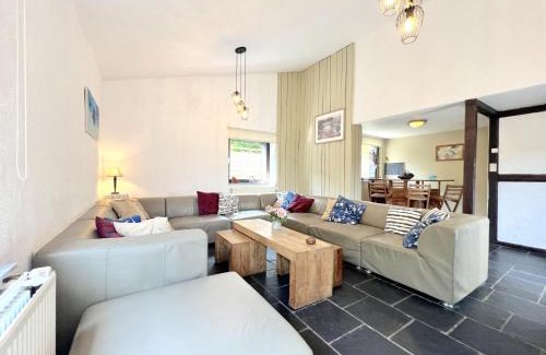 Chodes House | Aux Hirondelles
