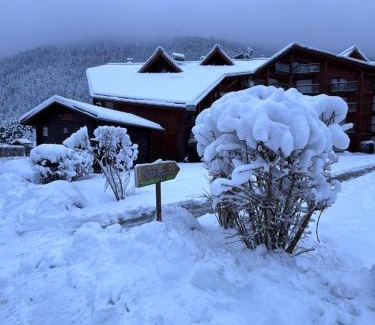Les Contamines-Montjoie Apartment | Aux Pieds des pistes en plein soleil