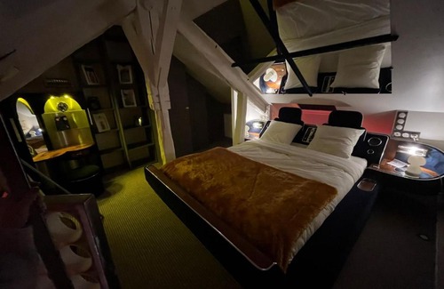 Jouars-Pontchartrain Apartment | Aux Quatre Petits clos