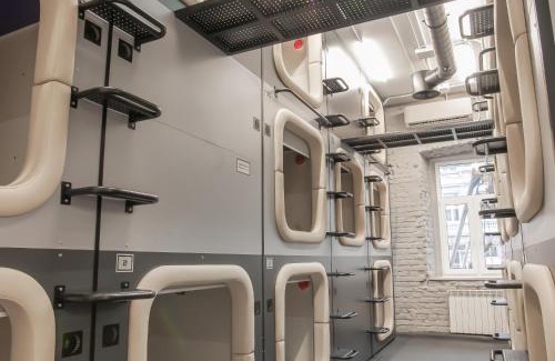 Shevchenkivs'kyi District Hotel | AV-2 capsule hotel