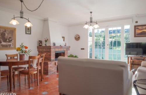 Distrito Rural Este House | AV Gijón Estanco 252