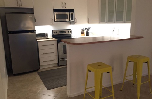 Vero Beach Condo | Avail now 3 month min - Newly updated condo - 5 min to beach
