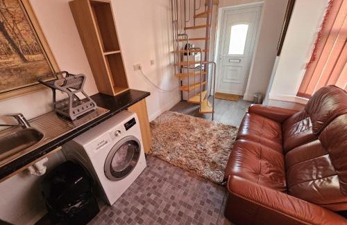 Doncaster House | Available rooms at Buckingham road