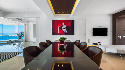 Amapas Apartment | Avalon - 1004 Stunning Luxury 3 BR Private Pool
