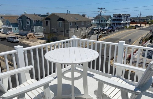 Avalon House | Avalon 5 Bedroom/4 Bath Townhouse - Bay Views - sleeps 14