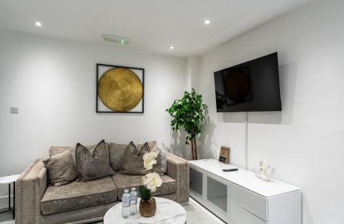 Rochester East Ward Apartment | Avalon luxury stays