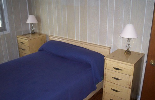 Marblehead Cottage | Avalon on the Bay Waterfront Cottage, Cedar Point, Lake Erie, Put-n-Bay, Islands