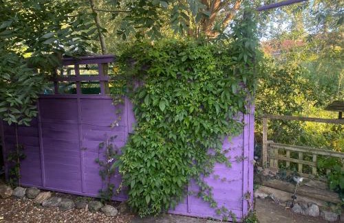 Glastonbury Bed & Breakfast | Avalon Retreat Cabin