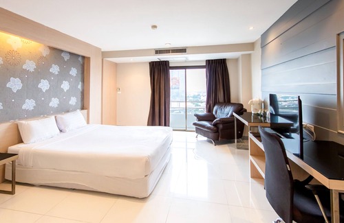 Bang Na Hotel | Avana Hotel and Convention Centre