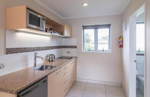 Petone Hotel | Avana Suites