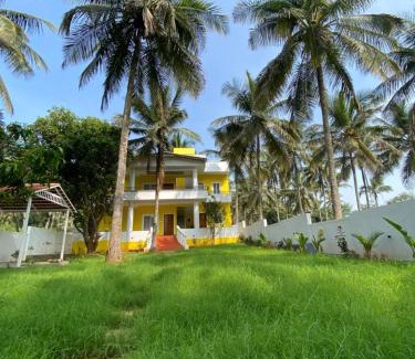 Hunsur House | Avani Holiday Home