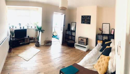 Barking Apartment | Aveley mansions
