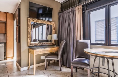 Stellenbosch Central Apartment | Avemore Eikehof No 24