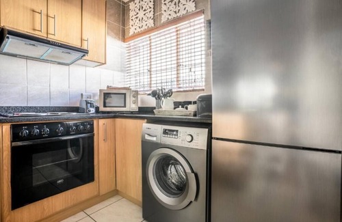 Stellenbosch Central Apartment | Avemore Wag ‘n Bietjie No 1